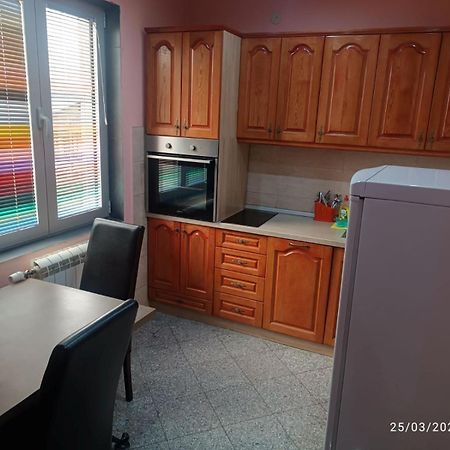 Blue Point Apartamento Kragujevac Exterior foto